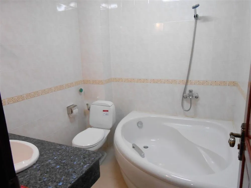 Mittaphap Hotel II Luang Prabang